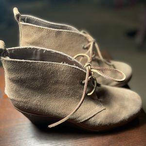 Sperry Topsider Suede Wedges